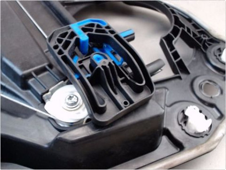 MECANISME LEVE-GLACE AVANT DROIT FORD FIESTA 2017-