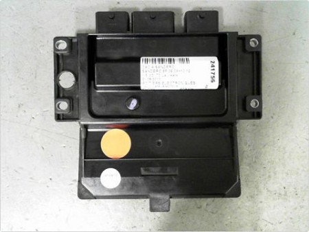 CALCULATEUR MOTEUR DACIA SANDERO 08-12