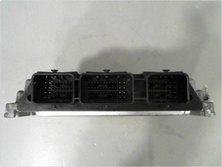 CALCULATEUR MOTEUR FORD FOCUS C-MAX 03-07