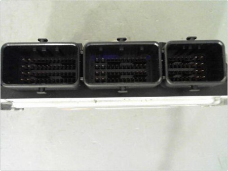 CALCULATEUR MOTEUR RENAULT TRAFIC II L1H1 1000KG 2006-
