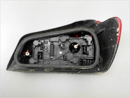 FEU ARRIERE GAUCHE  PEUGEOT 306 97-2001