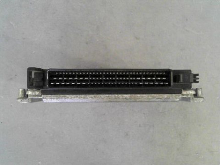 CALCULATEUR MOTEUR PEUGEOT 406 99-04