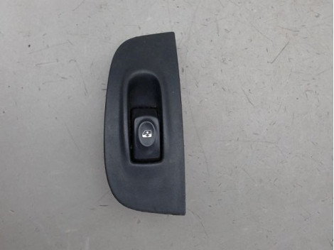 COMMANDE LEVE-GLACE PORTE AVD RENAULT MEGANE
