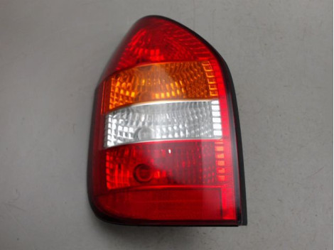 FEU ARRIERE GAUCHE  OPEL ZAFIRA