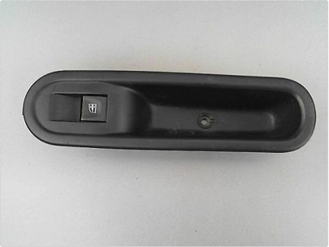 COMMANDE LEVE-GLACE PORTE AVD RENAULT TWINGO III 14-20