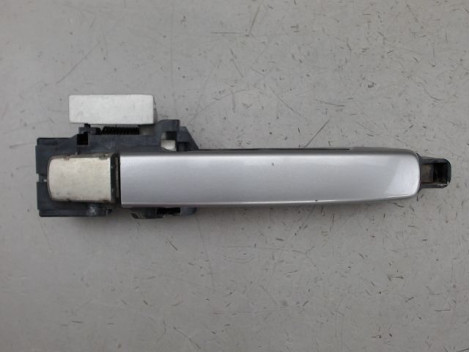 POIGNEE EXTERIEURE PORTE AVANT DROIT NISSAN QASHQAI