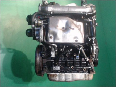MOTEUR DIESEL RENAULT LAGUNA 98-2000 2.2 dT 