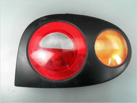 FEU ARRIERE DROIT RENAULT MEGANE I PH1 COUPE -99