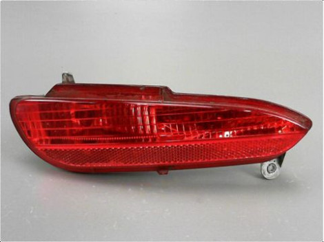 FEU DE PARE-CHOC ARRIERE GAUCHE FIAT PUNTO EVO III 09-13