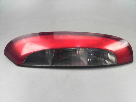 FEU ARRIERE DROIT OPEL CORSA 2000-8.2003