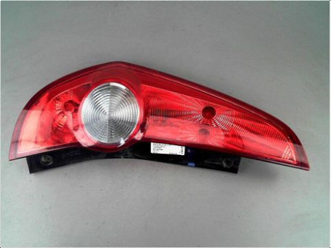 FEU ARRIERE GAUCHE  OPEL AGILA (B) 08-14