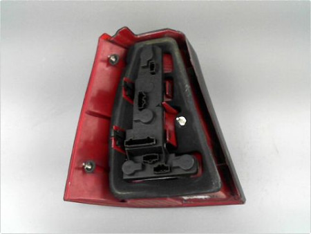 FEU ARRIERE DROIT VOLKSWAGEN GOLF IV BREAK 99-2002