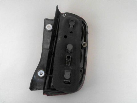 FEU ARRIERE GAUCHE  NISSAN MICRA 2003-2005