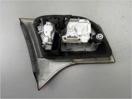 FEU ARRIERE INTERIEUR DROIT AUDI A4 AVANT 04-08