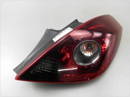 FEU ARRIERE DROIT OPEL CORSA (D) PH2 11-15