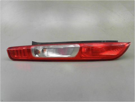FEU ARRIERE GAUCHE  FORD FOCUS 04-07