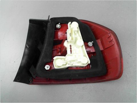 FEU ARRIERE GAUCHE  BMW SERIE 3 (E90) 05-08
