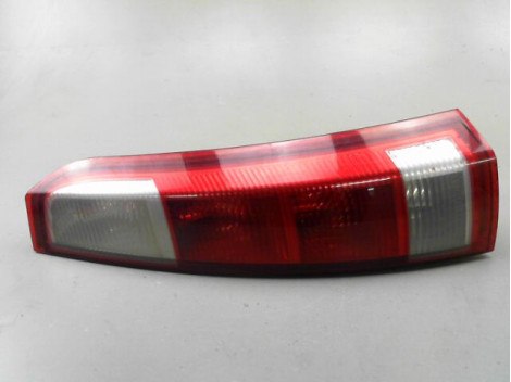 FEU ARRIERE DROIT OPEL MERIVA 2003-2005