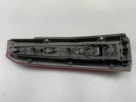 FEU ARRIERE DROIT OPEL MERIVA 2003-2005