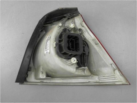 FEU ARRIERE GAUCHE  VOLKSWAGEN GOLF V 2003-2009