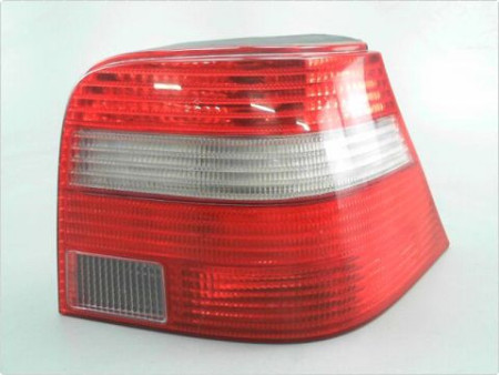 FEU ARRIERE DROIT VOLKSWAGEN GOLF IV 98-2004