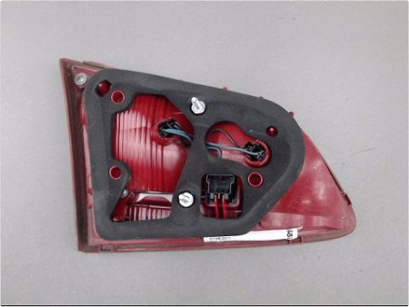 FEU ARRIERE INTERIEUR DROIT VOLKSWAGEN PASSAT SW 2010-