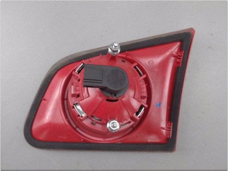 FEU ARRIERE INTERIEUR GAUCHE VOLKSWAGEN PASSAT SW 05-10