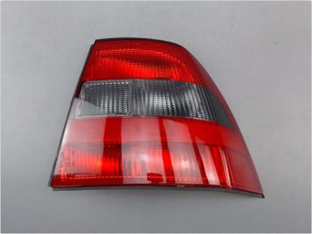 FEU ARRIERE DROIT OPEL VECTRA 99-2002