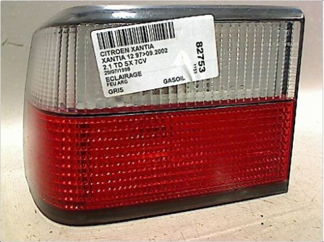 FEU ARRIERE GAUCHE  CITROEN XANTIA 97-2002