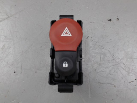 BOUTON DE WARNING RENAULT KANGOO