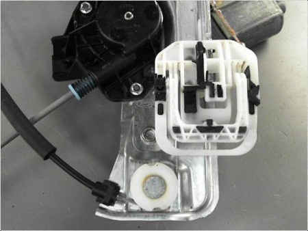COMPRESSEUR AIR CONDITIONNE RENAULT TWINGO PH.3 00-07