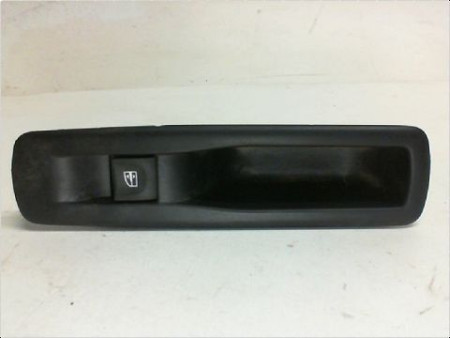 COMMANDE LEVE-GLACE PORTE ARD RENAULT MEGANE III 08-12