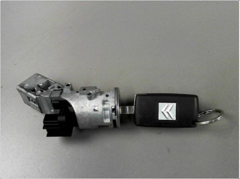 COMMANDE CLIGNOTANT AUDI A3 2003-2008