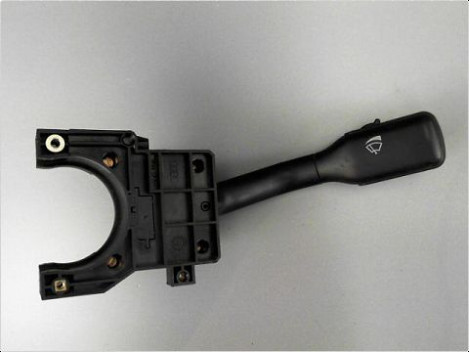 COMMANDE ESSUIE GLACE AUDI A4 99-2001
