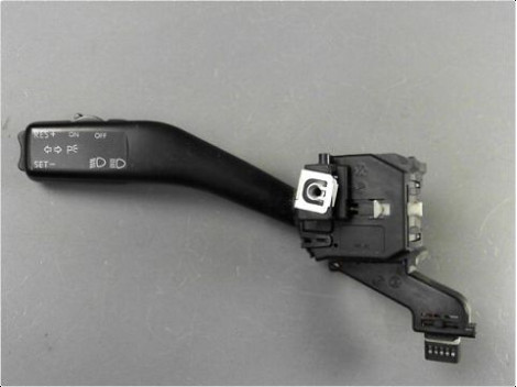 COMMANDE CLIGNOTANT SEAT TOLEDO 04-09