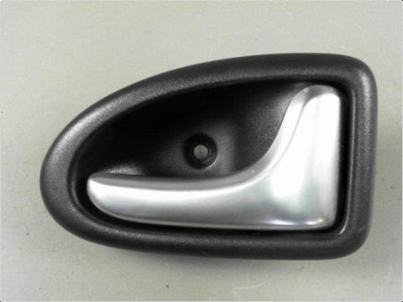 POIGNEE INTERIEURE PORTE AVANT DROIT RENAULT CLIO II PH.2 01-06