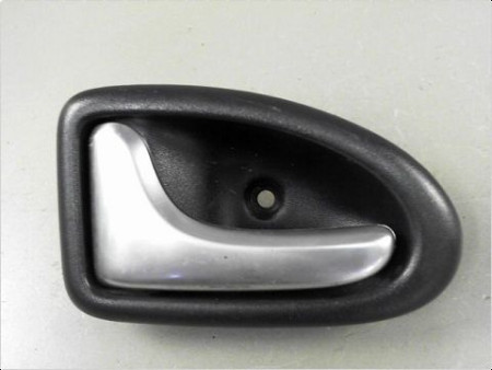 POIGNEE INTERIEURE PORTE AVANT GAUCHE RENAULT CLIO II PH.2 01-06