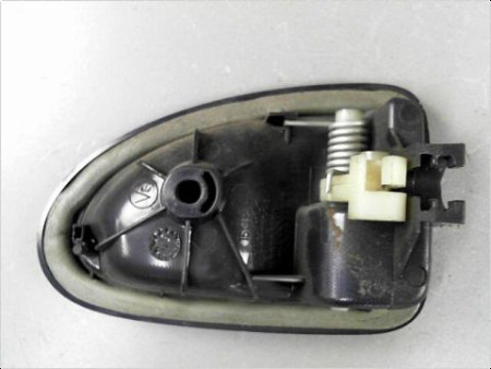 POIGNEE INTERIEURE PORTE AVANT GAUCHE RENAULT CLIO II PH.2 01-06