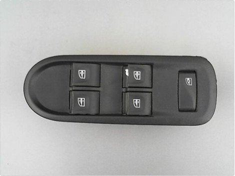 COMMANDE LEVE-GLACE PORTE AVG DACIA DUSTER PH2 13-18