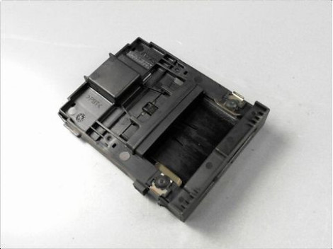 LECTEUR DE CARTE RENAULT LAGUNA III 07-10