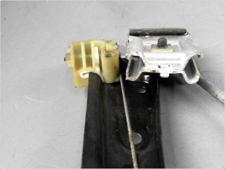 MECANISME LEVE-GLACE AVANT DROIT VOLKSWAGEN POLO IV PH2 05-09