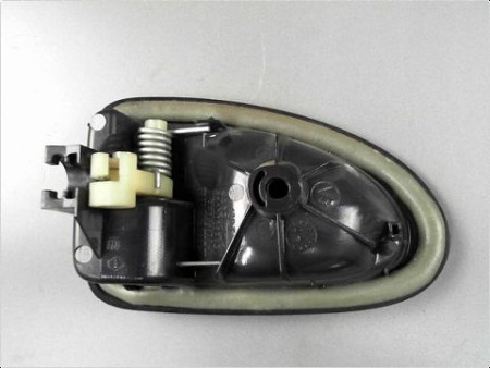POIGNEE INTERIEURE PORTE AVANT DROIT RENAULT CLIO II PH.2 01-06
