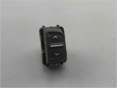 MECANISME LEVE-GLACE AVANT DROIT VOLKSWAGEN POLO IV PH2 05-09