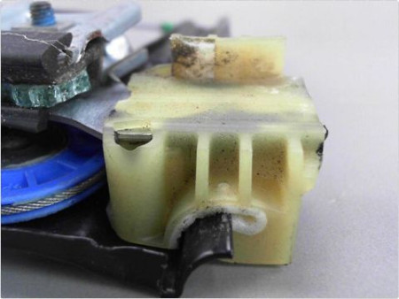 MECANISME LEVE-GLACE AVANT DROIT VOLKSWAGEN POLO IV PH2 05-09