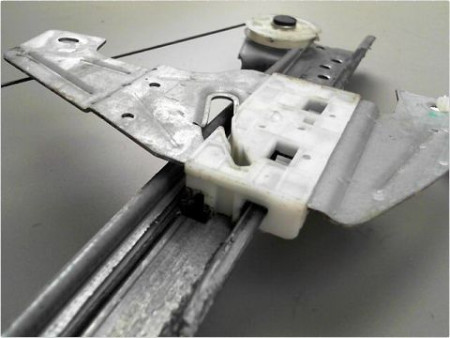 MECANISME LEVE-GLACE AVANT GAUCHE TOYOTA AYGO PH2 09-12