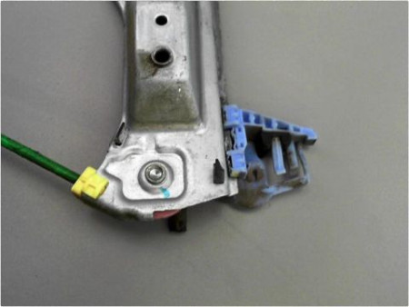 MECANISME LEVE-GLACE AVANT GAUCHE OPEL CORSA (D) 06-10