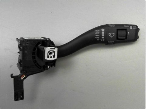 COMMANDE ESSUIE GLACE AUDI A3 2008-2012