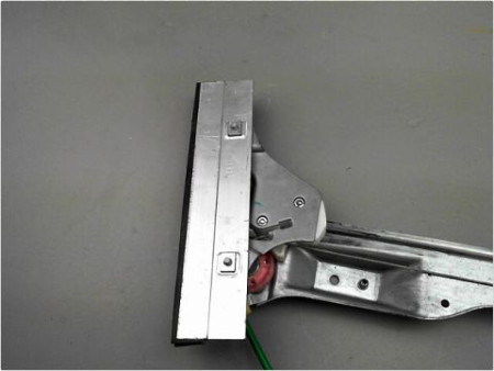 MECANISME LEVE-GLACE AVANT GAUCHE OPEL CORSA (D) 11-15