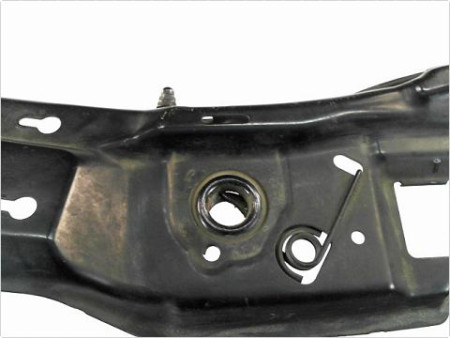 TRAVERSE SUPERIEURE ARMATURE AVANT OPEL MERIVA 2006-2010