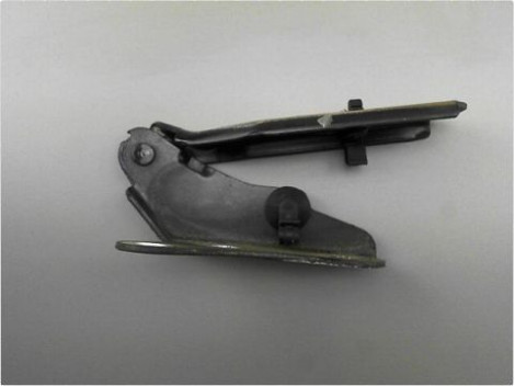 COMPAS GAUCHE CAPOT VOLKSWAGEN POLO IV PH2 05-09